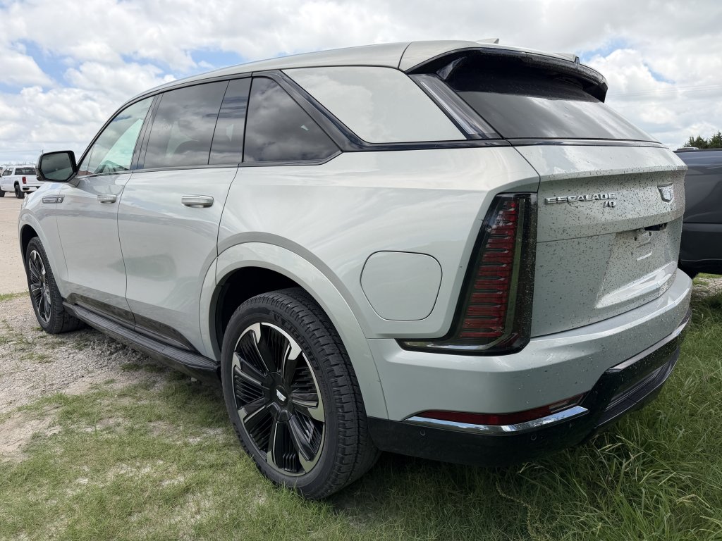 cadillac escalade iq 2025 1GYTEEKL9SU104611 image cadillac escalade iq 2025 1GYTEEKL9SU104611 image